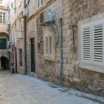 Apartment Petra IV